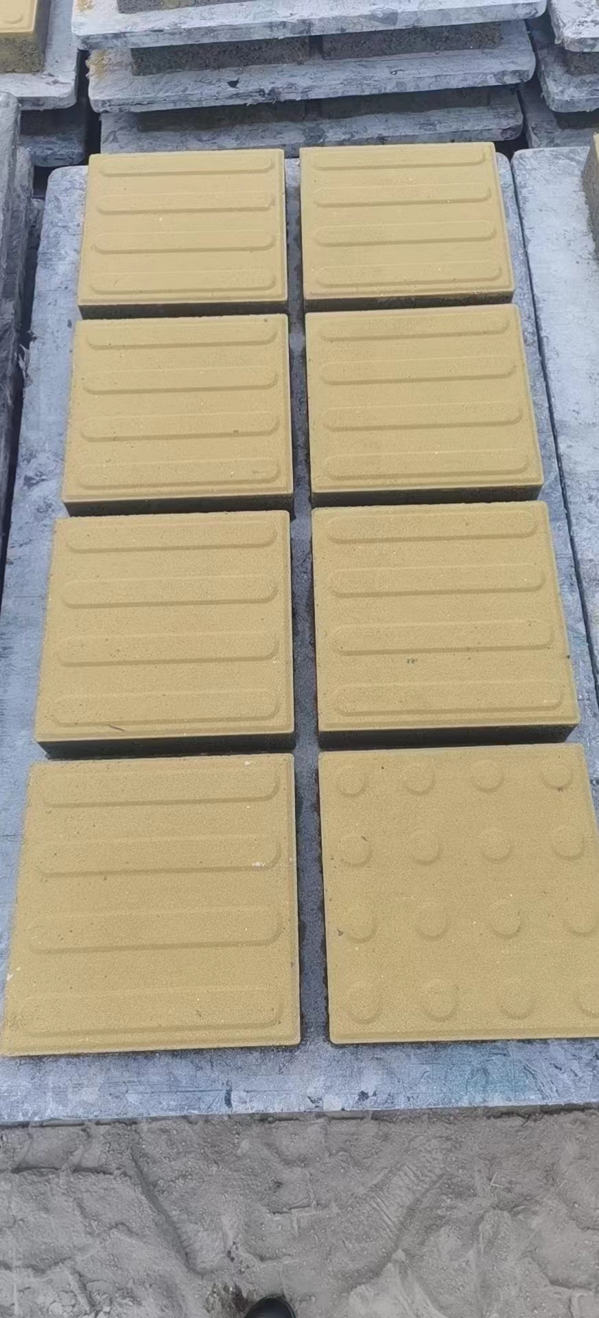 透水磚這么受歡迎的特點優(yōu)勢如何？